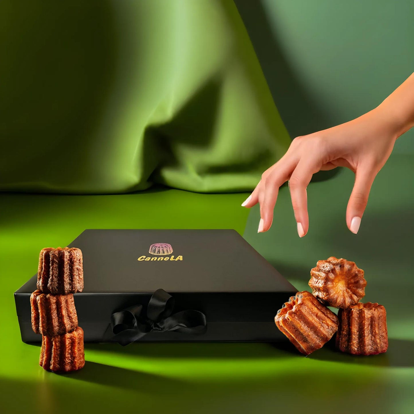Limited edition: Matcha Cannelés